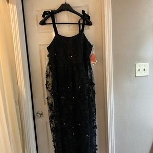 Arula evening dress-size B. NWT. Black-floral appliqué and rhinestones.